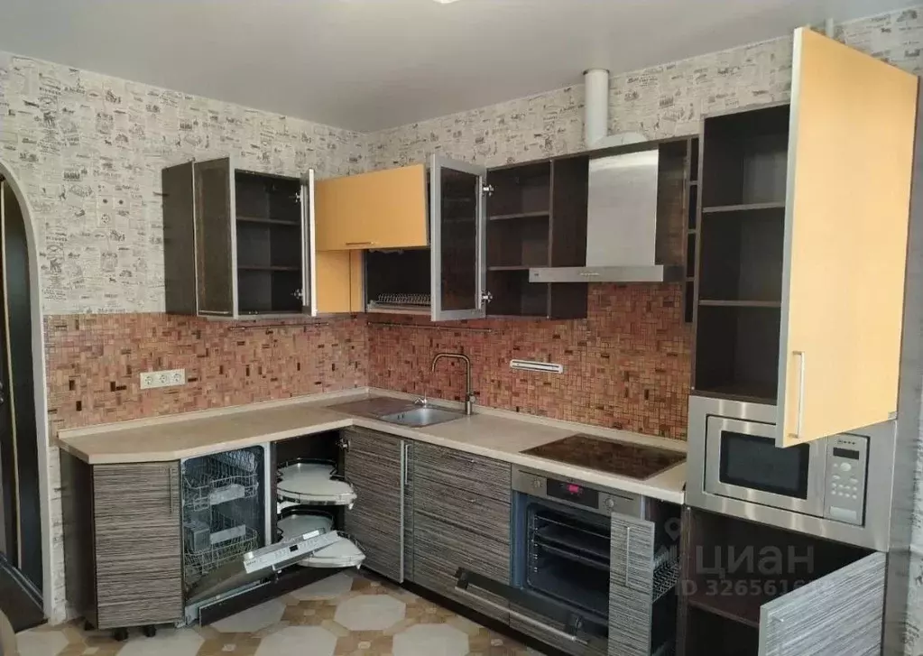 2-к кв. Московская область, Лобня бул. Лобненский, 4 (60.0 м) - Фото 0