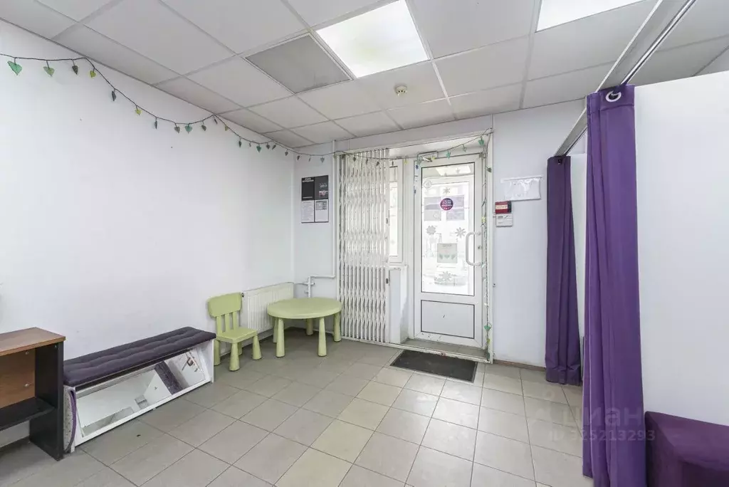 Помещение свободного назначения в Москва Старобитцевская ул., 21К3 (49 ... - Фото 1