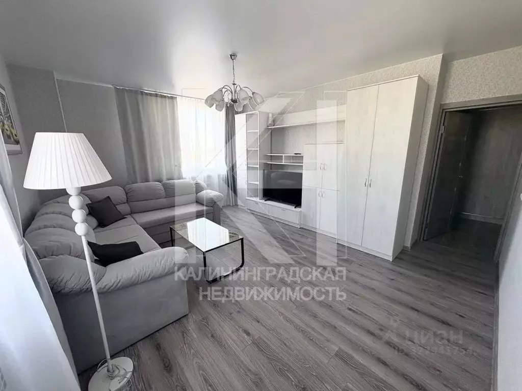 3-к кв. Калининградская область, Калининград Флотская ул., 3 (83.8 м) - Фото 1