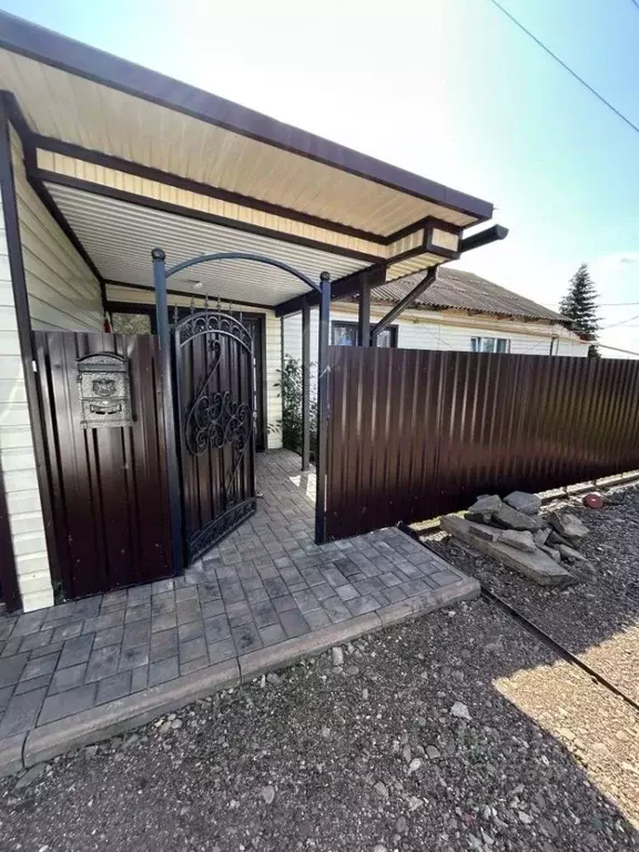 Дом в Башкортостан, Ишимбай ул. Павлика Морозова (90 м) - Фото 1