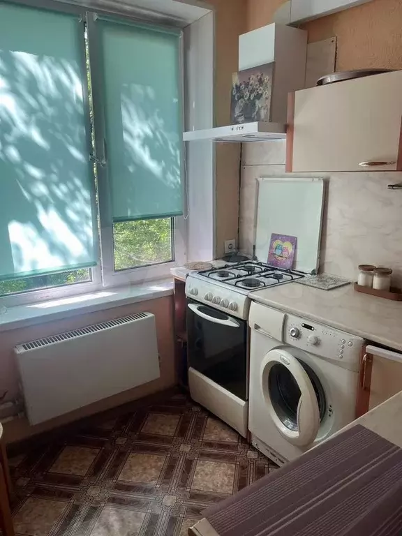 1-к. квартира, 31 м, 5/5 эт. - Фото 0