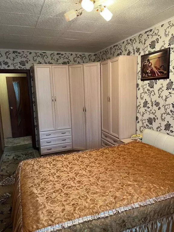 3-к кв. Ленинградская область, Кингисепп Большая Советская ул., 37/2 ... - Фото 1