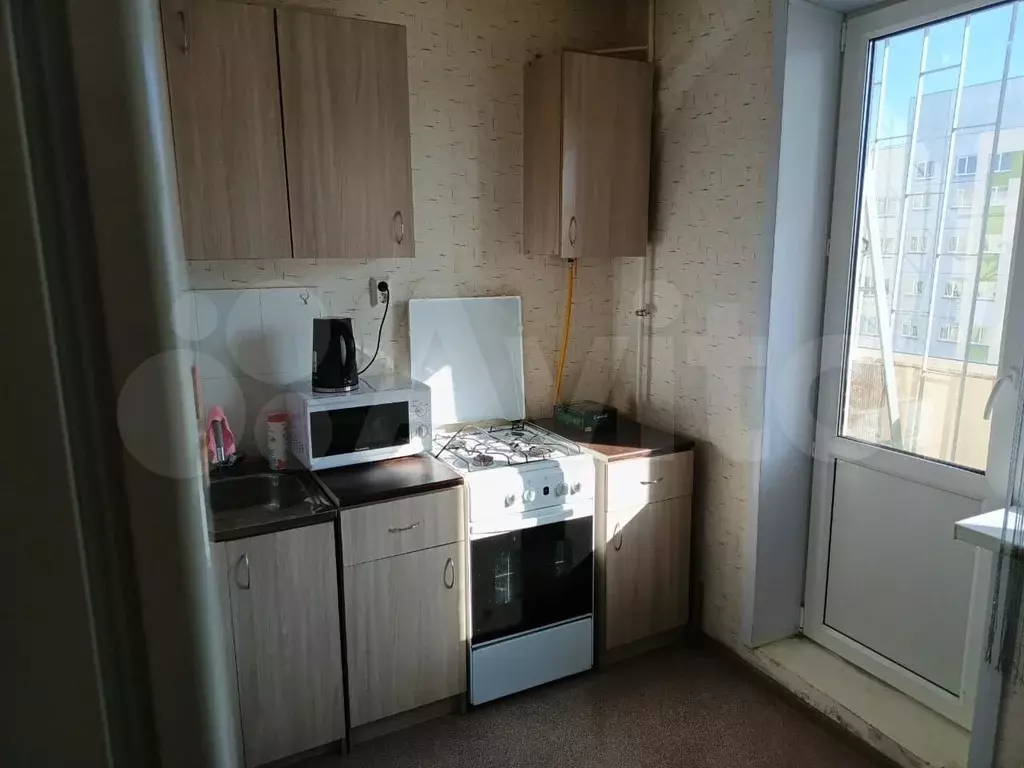 1-к. квартира, 40 м, 8/10 эт. - Фото 0