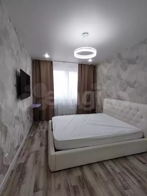 2-к. квартира, 56 м, 4/6 эт. - Фото 1