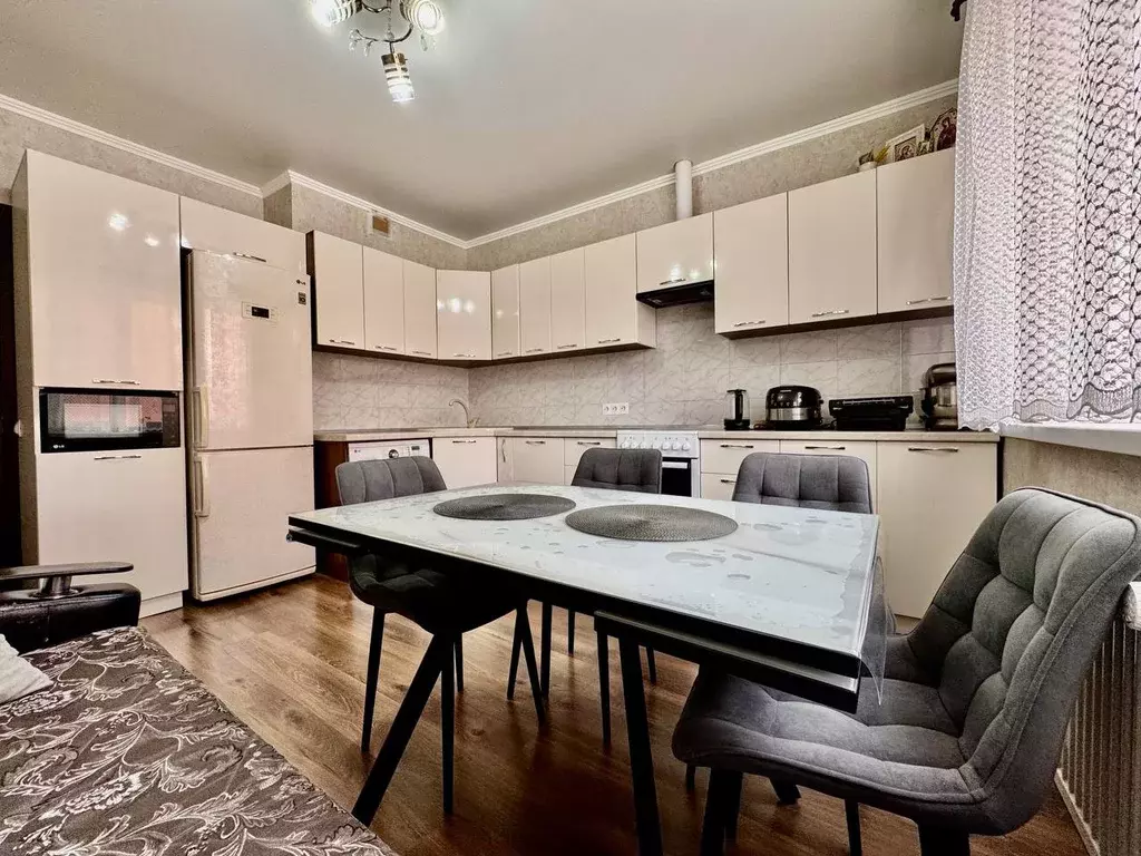 Продаётся 2-к квартира, 58.7 м - Фото 0