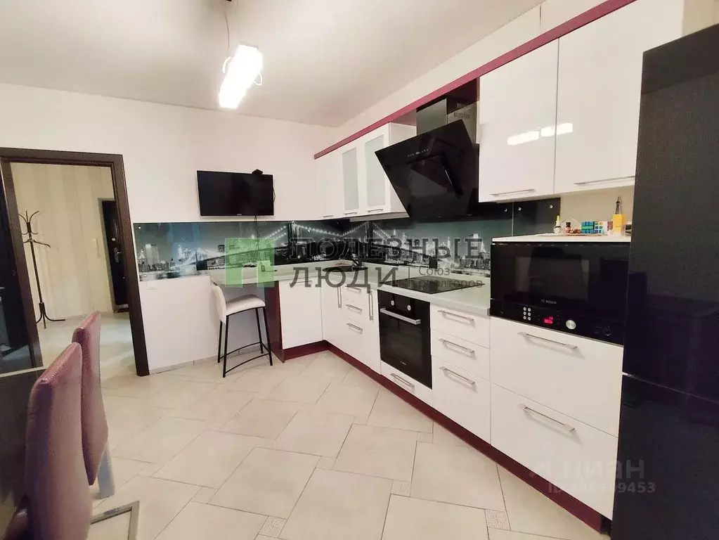 2-к кв. Белгородская область, Белгород ул. Есенина, 20в (75.5 м) - Фото 1