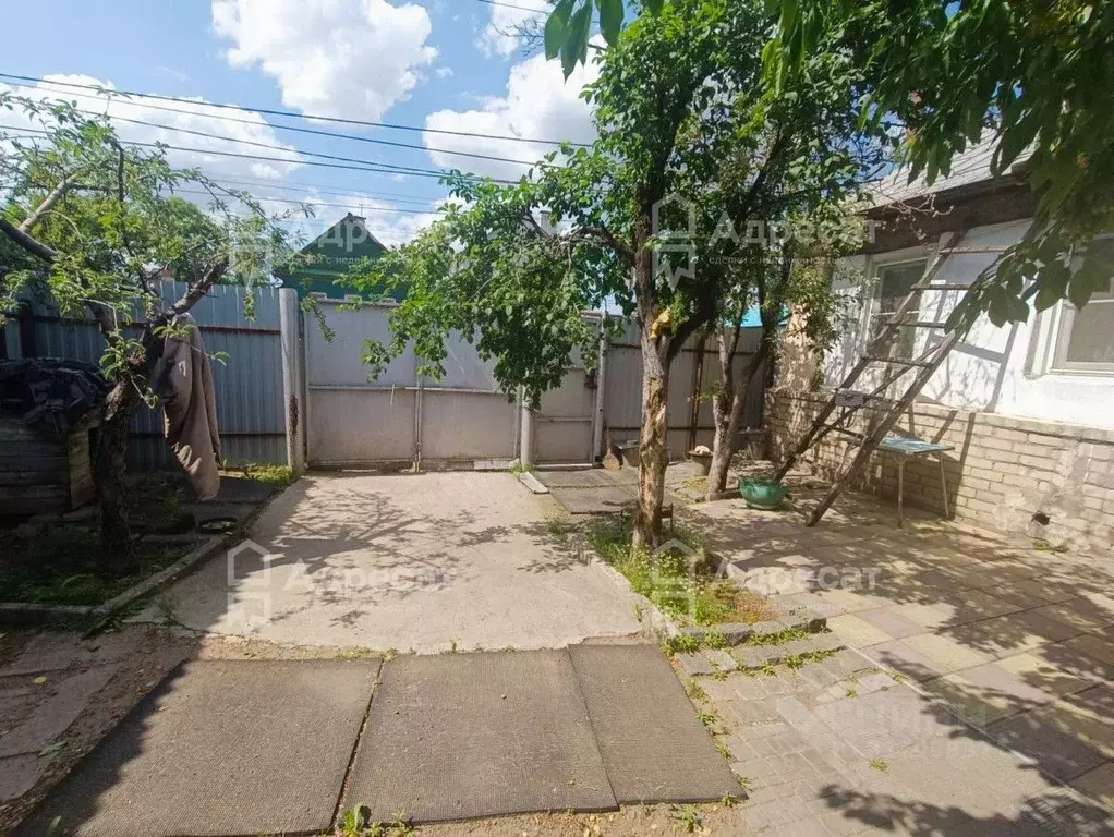 Дом в Волгоградская область, Волгоград Острогожская ул. (57 м) - Фото 1