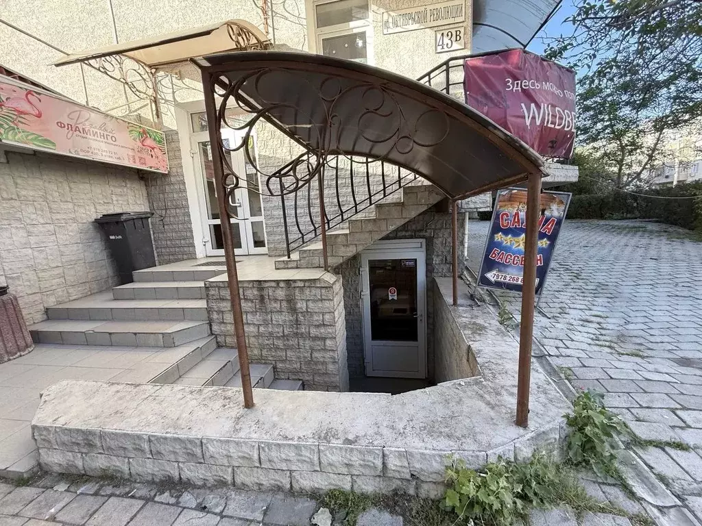 Офис в Севастополь просп. Октябрьской Революции, 43в (47 м) - Фото 2