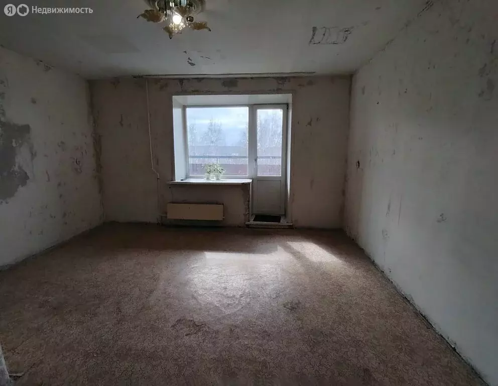 1-комнатная квартира: посёлок городского типа Бачатский, улица 50 лет ... - Фото 2