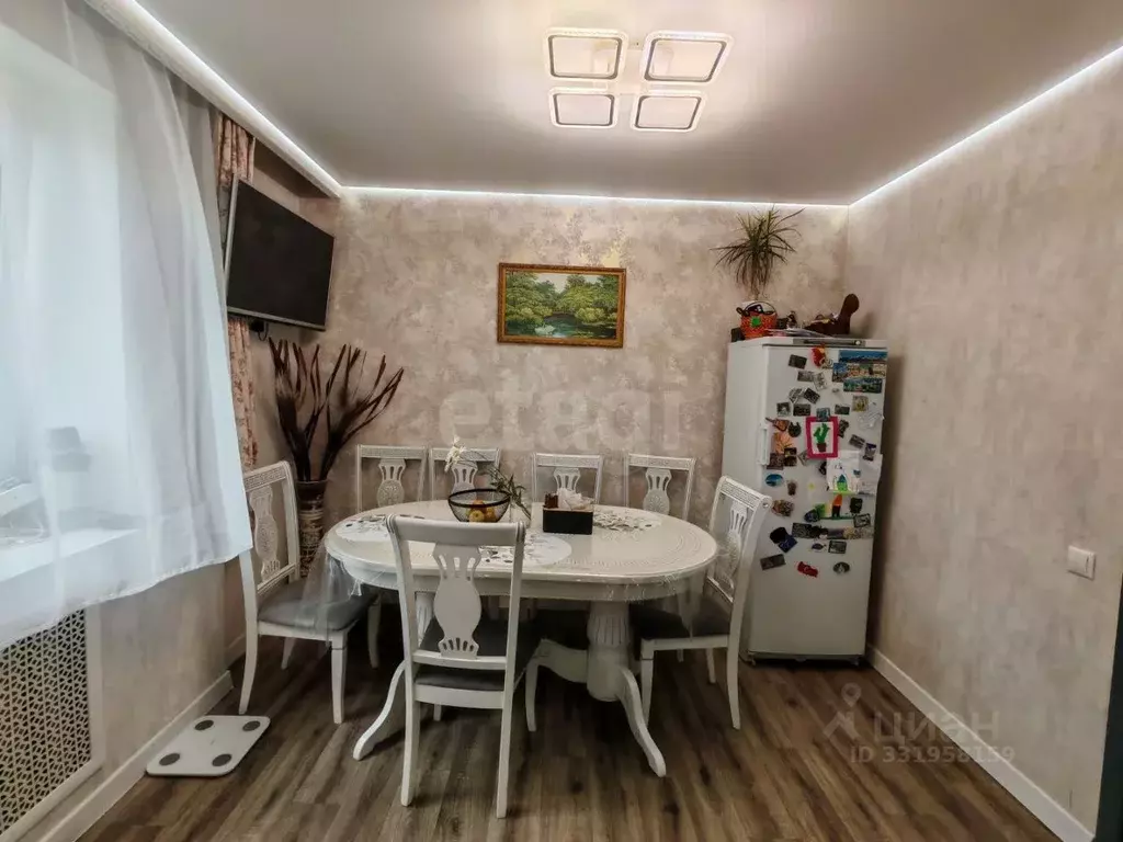 3-к кв. Краснодарский край, Горячий Ключ ул. Революции, 3 (59.2 м) - Фото 1