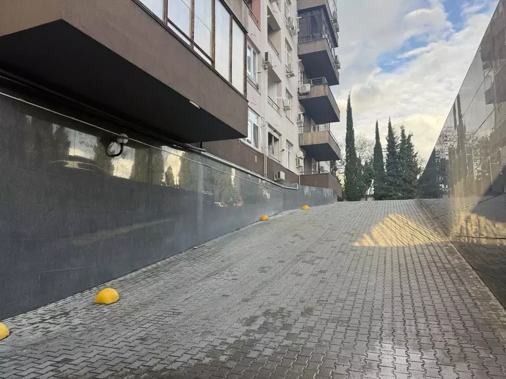 Гараж в Крым, Ялта ул. Красных Партизан, 14Б (20 м) - Фото 1