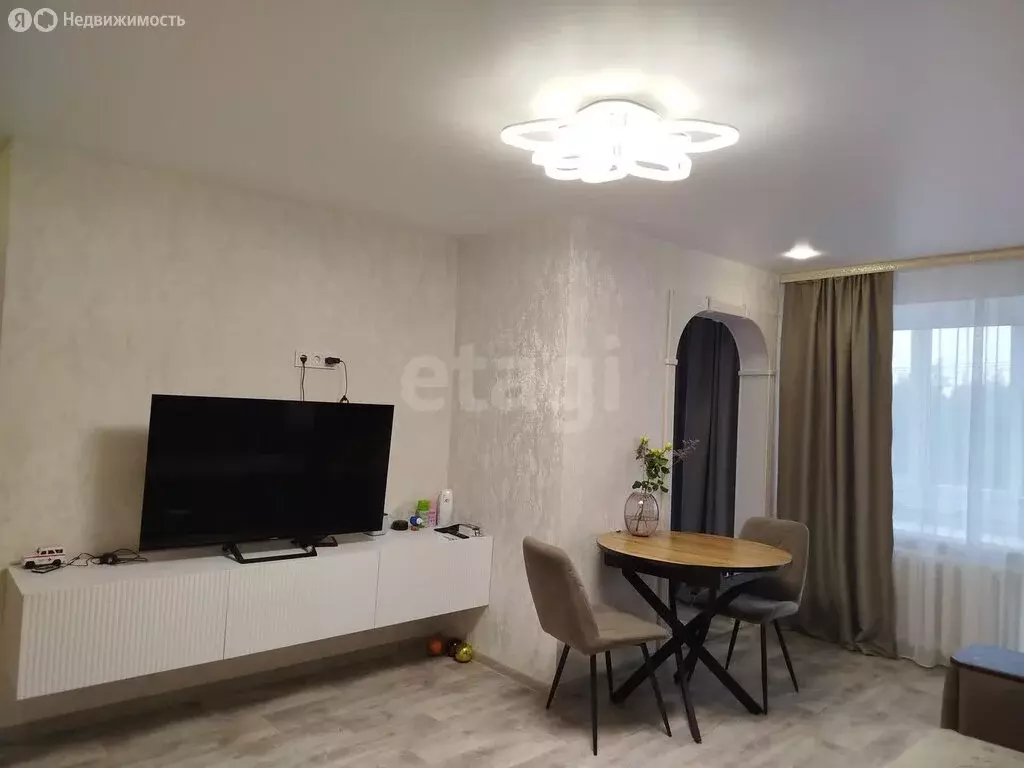 3-комнатная квартира: Ишим, Малая Садовая улица, 60 (54.3 м) - Фото 1
