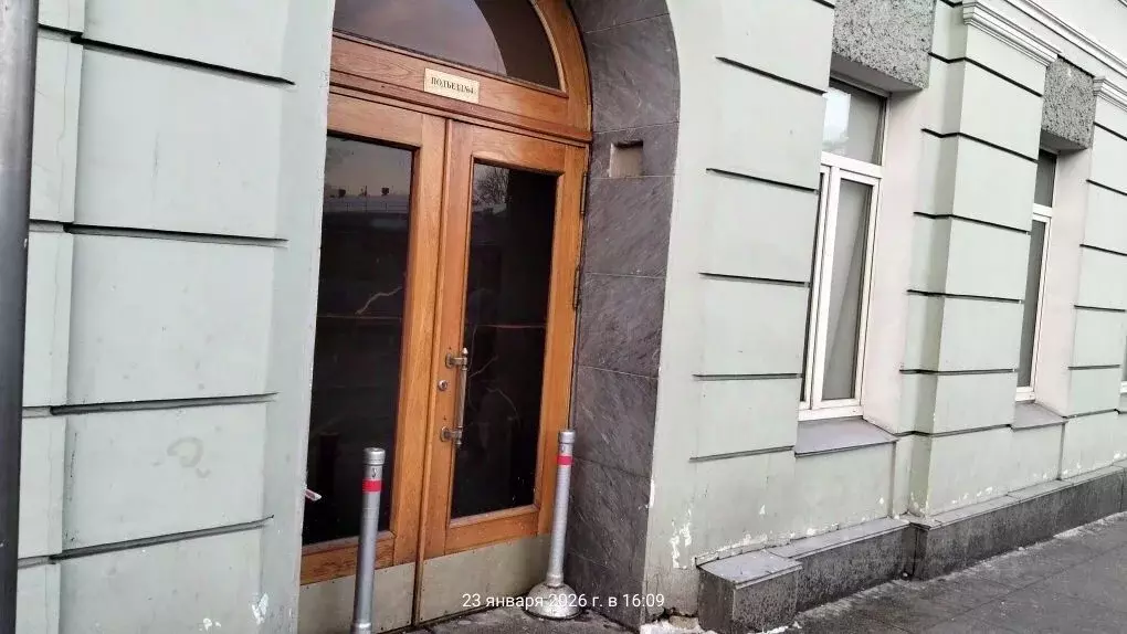 Помещение свободного назначения в Москва ул. Воздвиженка, 4/7С1 (30 м) - Фото 1