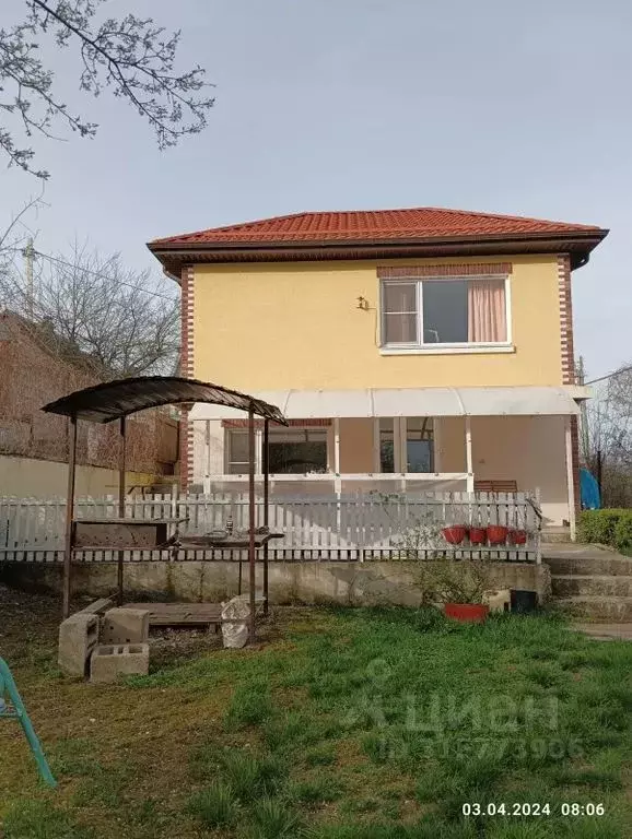 Дом в Краснодарский край, Новороссийск пер. Ромашковый, 23 (89 м) - Фото 1