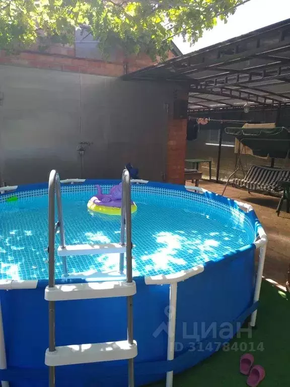 Дом в Краснодарский край, Ейск ул. Короленко, 2 (80 м) - Фото 2