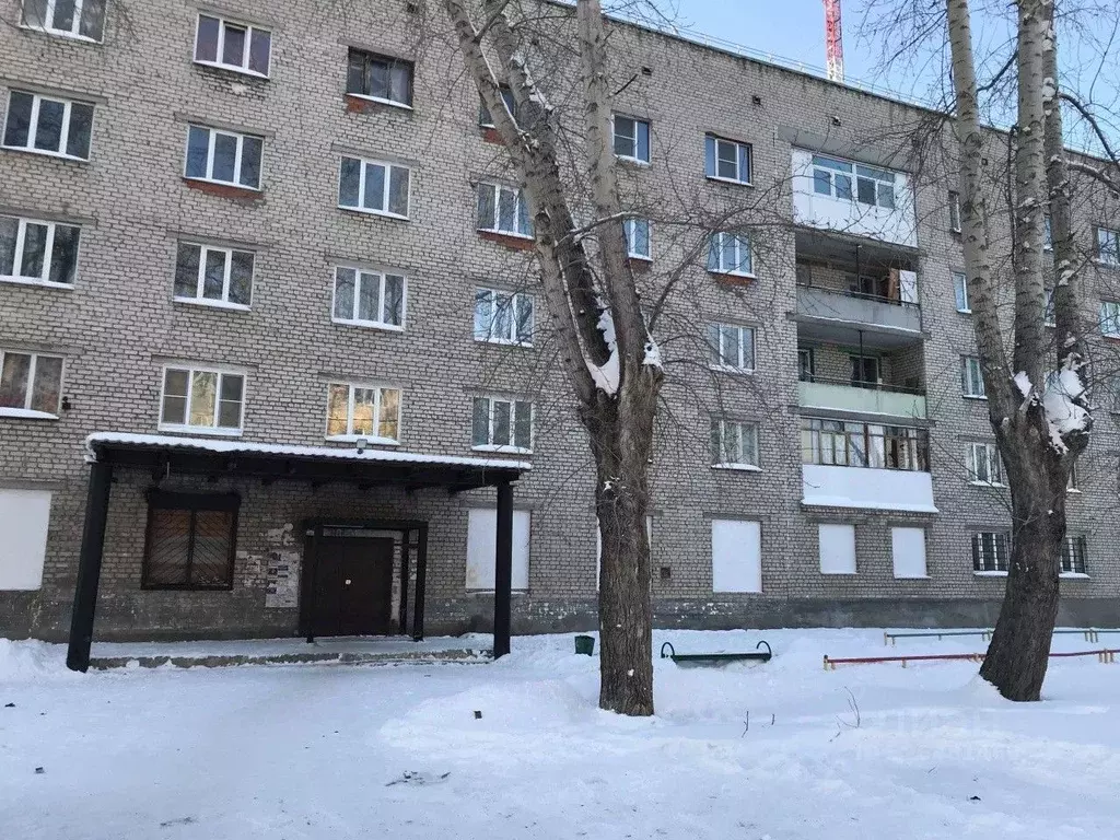 Комната Свердловская область, Каменск-Уральский пос. Силикатный, ул. ... - Фото 1