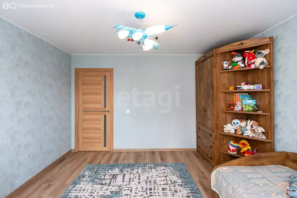 3-комнатная квартира: Тюмень, улица Московский Тракт, 135 (81.7 м) - Фото 1