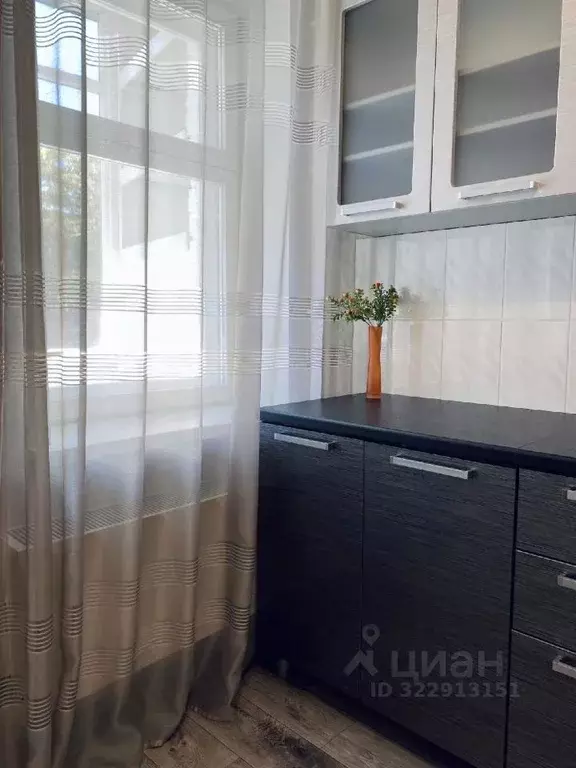 1-к кв. Белгородская область, Старый Оскол Космос мкр, 15 (40.0 м) - Фото 2