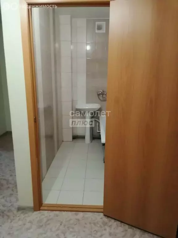 1-комнатная квартира: Тобольск, 15-й микрорайон, 16 (30 м) - Фото 0