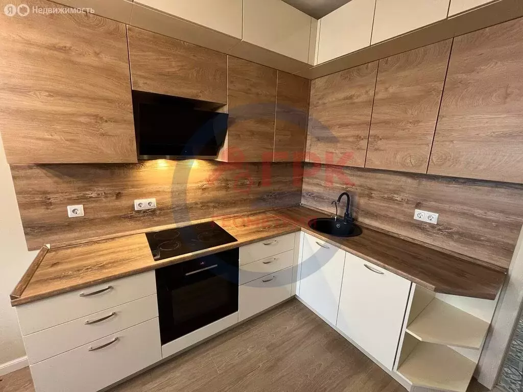 2-комнатная квартира: Красногорск, улица Липовой Рощи, 1к2 (57.7 м) - Фото 1