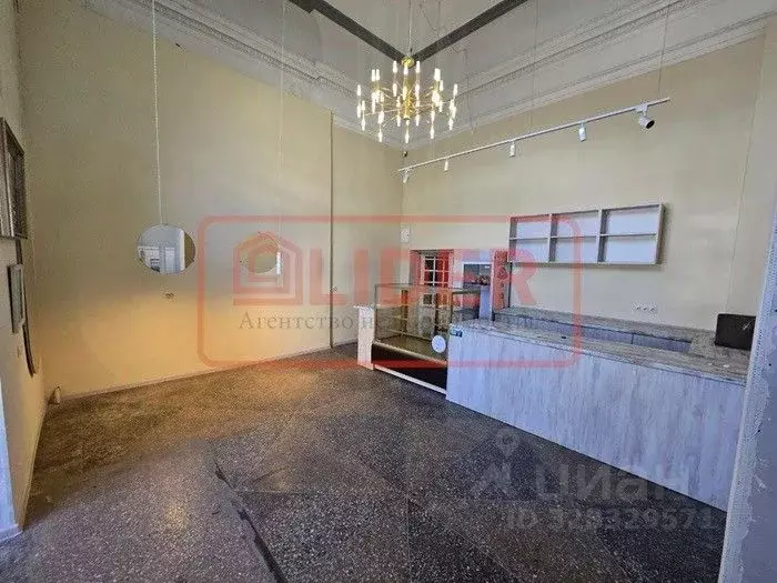 Торговая площадь в Севастополь ул. Розы Люксембург, 52 (40 м) - Фото 1