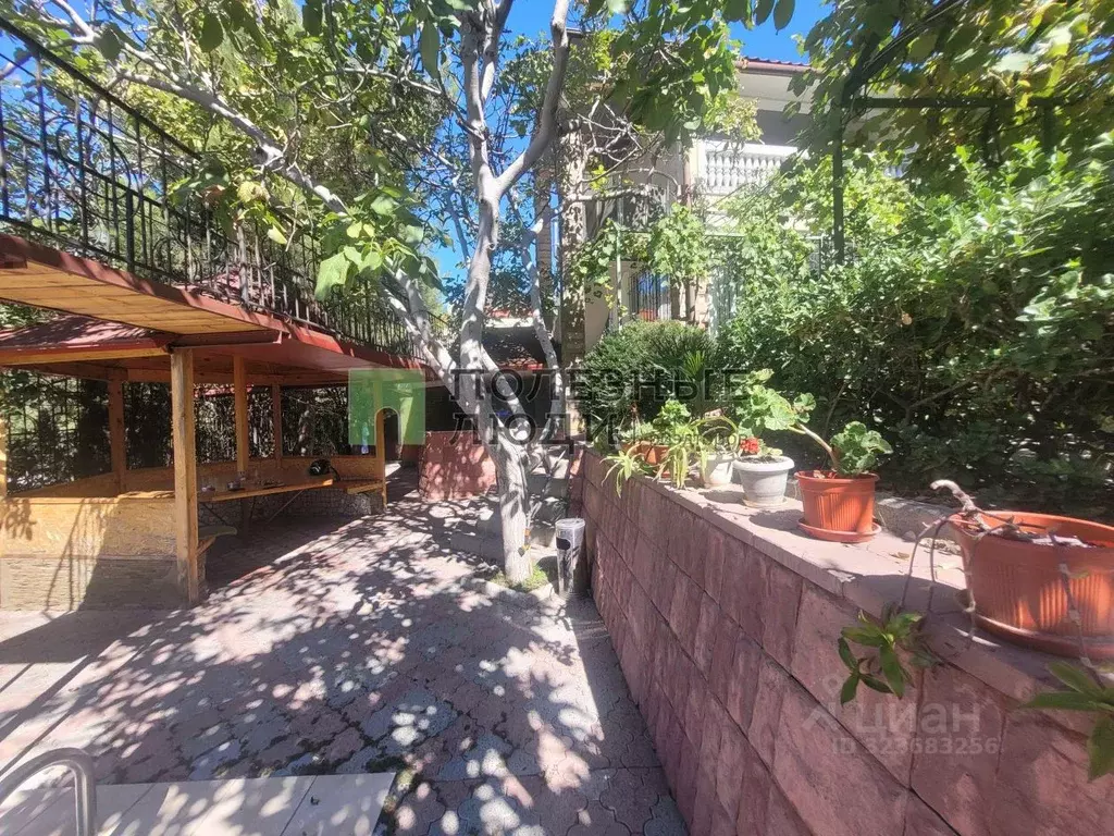 Дом в Крым, Ялта ш. Южнобережное, 21 (184 м) - Фото 1