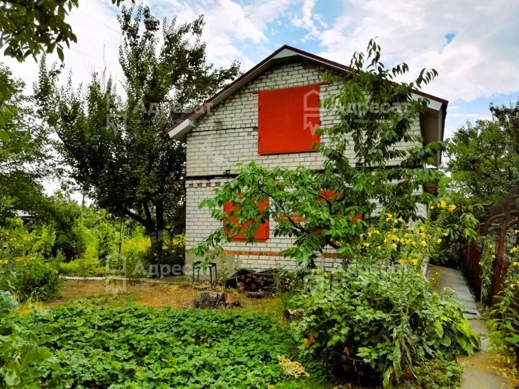 Дом в Волгоградская область, Волжский Химик СНТ, ул. 21-я Песчаная (77 ... - Фото 1