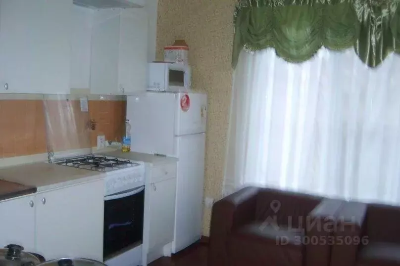 Дом в Краснодарский край, Темрюкский район, Голубицкое с/пос, ... - Фото 1