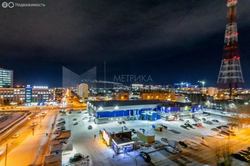 3-комнатная квартира: Тюмень, улица Энергетиков, 62А (65.5 м) - Фото 1