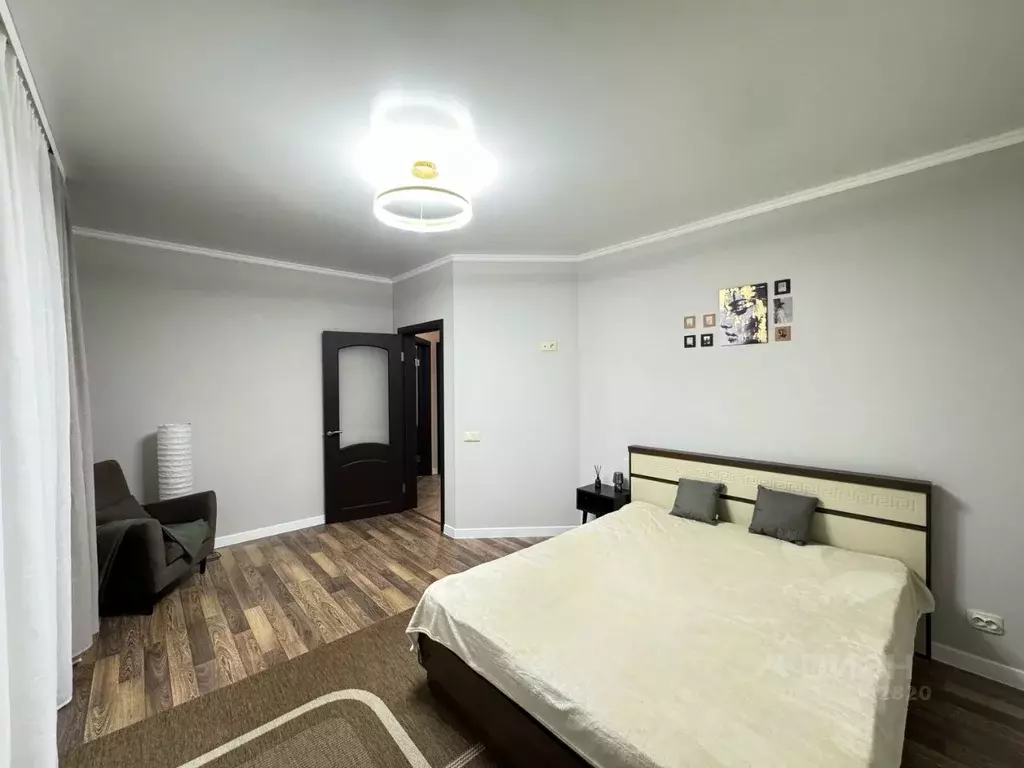 2-к кв. Тюменская область, Тюмень ул. Монтажников, 16 (65.0 м) - Фото 1