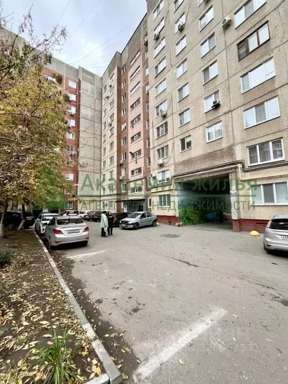 2-к кв. Саратовская область, Энгельс Минская ул., 32 (52.9 м) - Фото 1