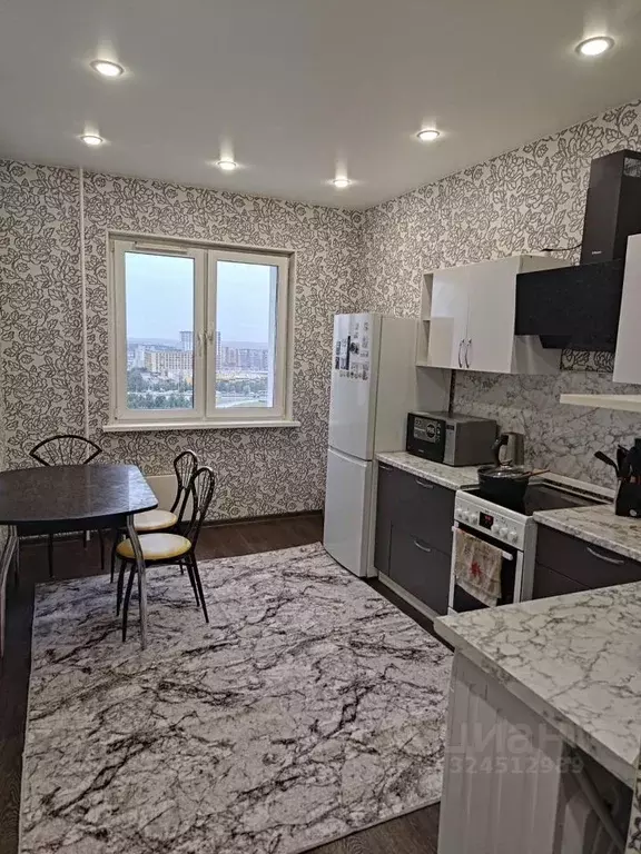 1-к кв. Ханты-Мансийский АО, Сургут ул. Есенина, 2 (43.2 м) - Фото 2