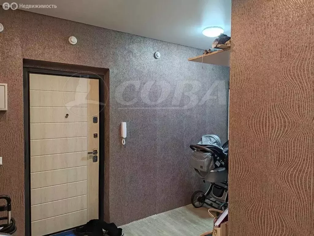 2-комнатная квартира: Тюмень, улица Федюнинского, 64к1 (64.5 м) - Фото 1