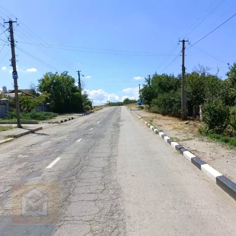 Участок в Крым, Белогорский район, Зуйское с/пос, с. Верхние Орешники  ... - Фото 1