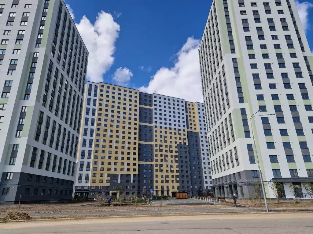 3-к кв. Санкт-Петербург ул. Пахомовская, 14к2 (70.6 м) - Фото 1