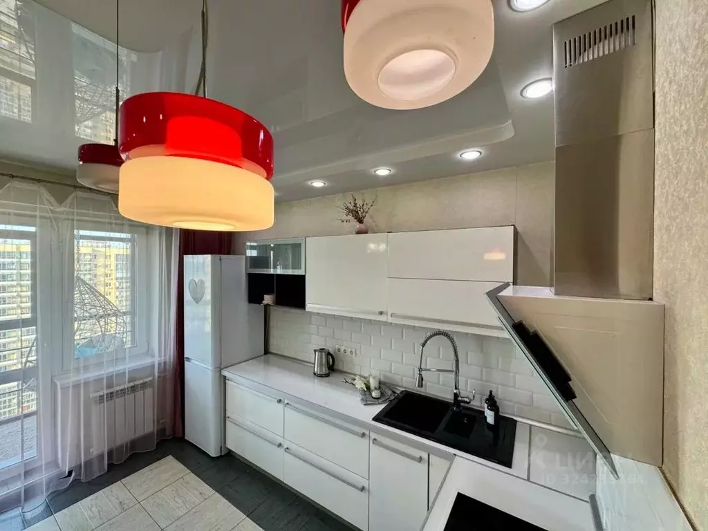 3-к кв. Иркутская область, Иркутск ул. Трилиссера, 8/3 (70.0 м) - Фото 1