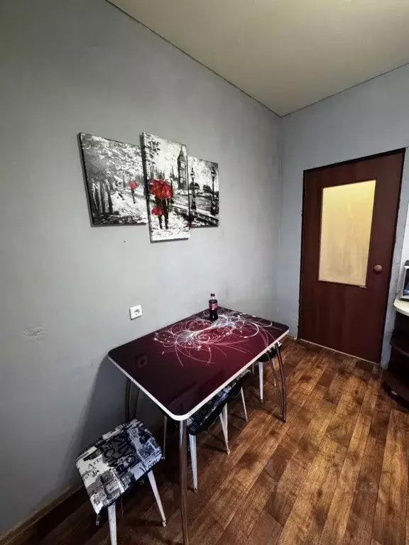 1-к кв. Саратовская область, Саратов ул. Имени С.П. Лисина, 11 (30.2 ... - Фото 2