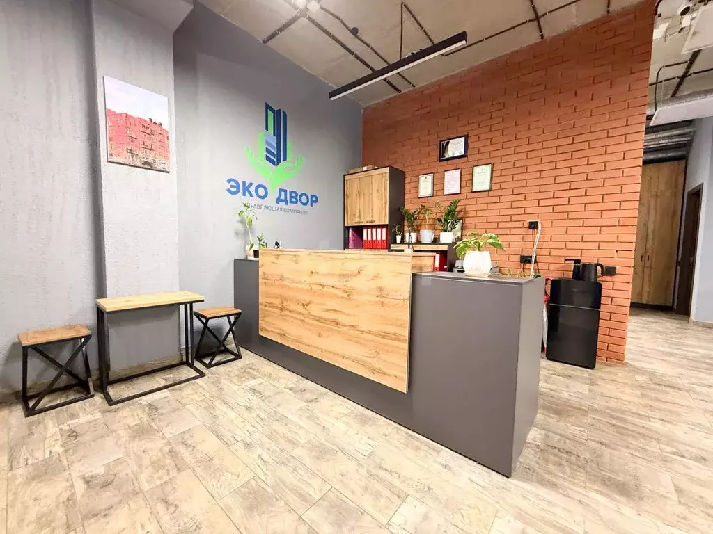 Офис в Санкт-Петербург пос. Парголово, ул. Тихоокеанская, 1к2 (71 м) - Фото 1