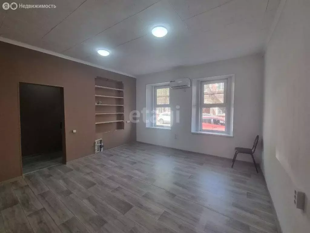 2-комнатная квартира: Астрахань, улица Бабушкина, 14 (28.7 м) - Фото 1
