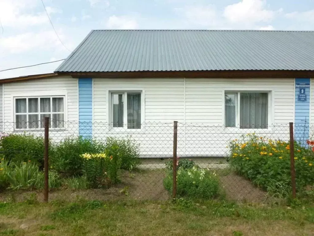 Дом в Алтай, с. Чоя ул. Партизанская, 9/1 (59 м) - Фото 1