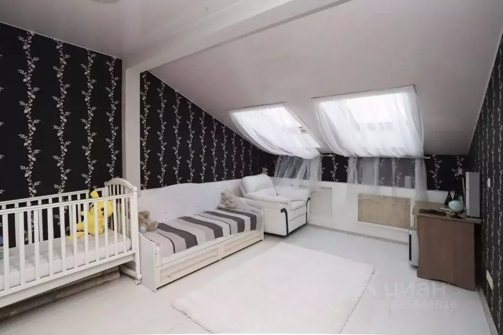 Таунхаус в Иркутская область, Ангарск 30-й мкр, 20А (101 м) - Фото 1