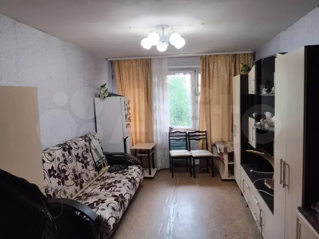Комната 22 м в 4-к., 2/4 эт. - Фото 0