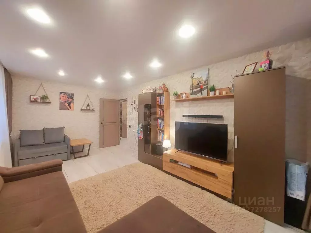 2-к кв. Коми, Сыктывкар ул. Старовского, 32 (49.5 м) - Фото 1