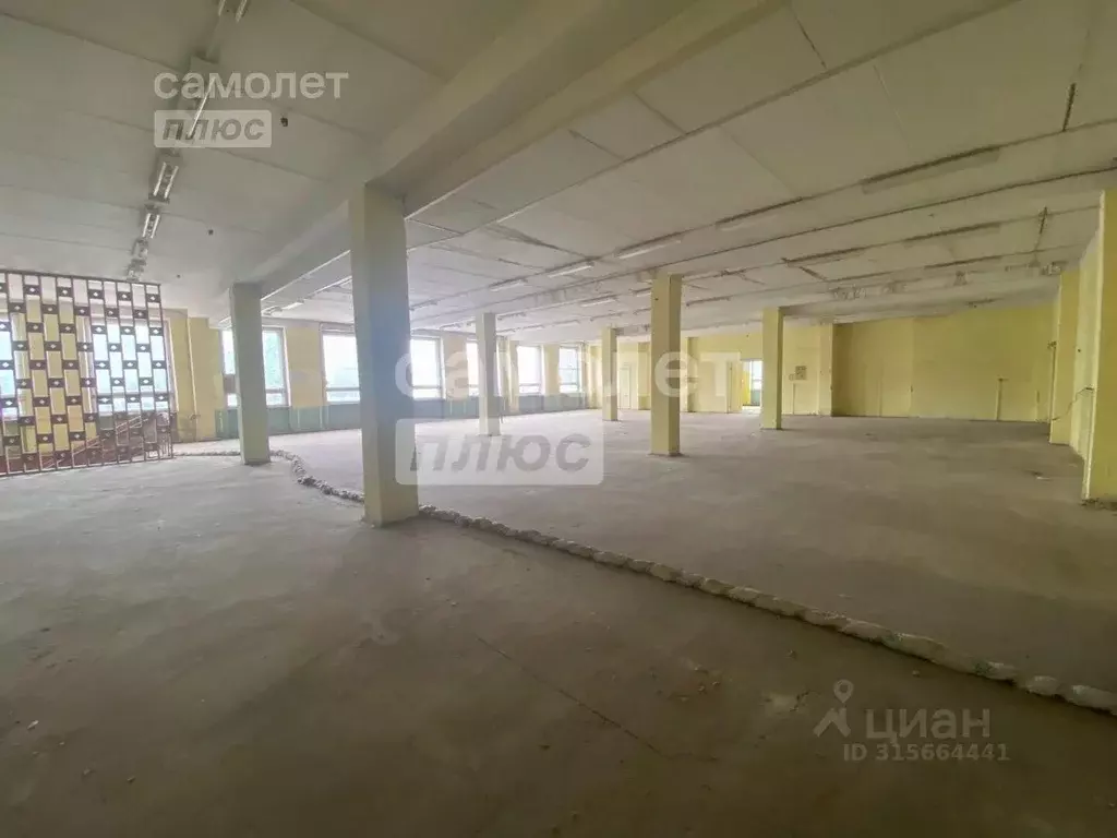 Помещение свободного назначения в Псковская область, Печоры Юбилейная ... - Фото 1