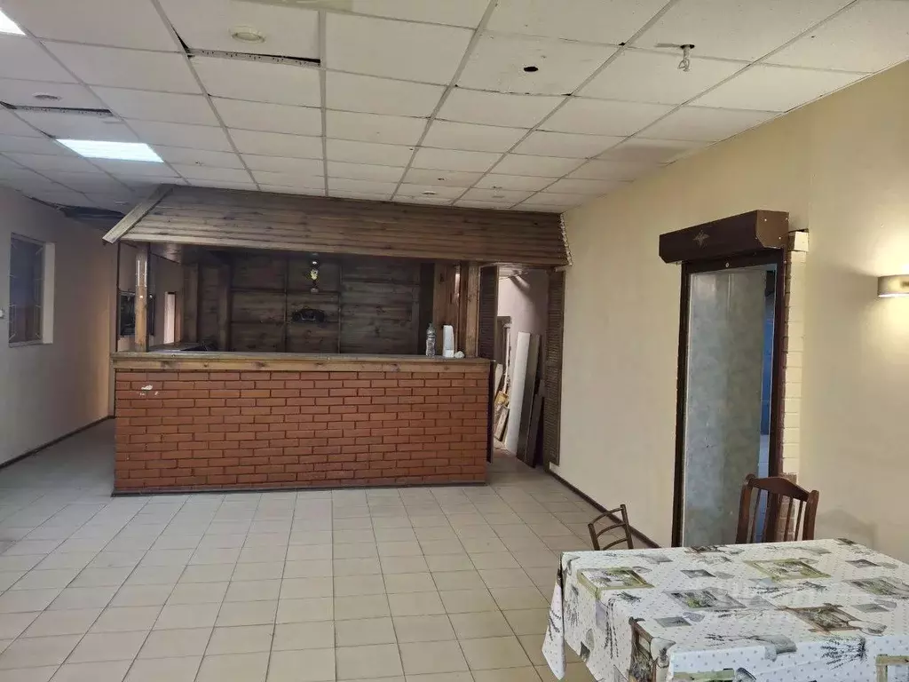 Помещение свободного назначения в Самарская область, Тольятти ул. ... - Фото 1