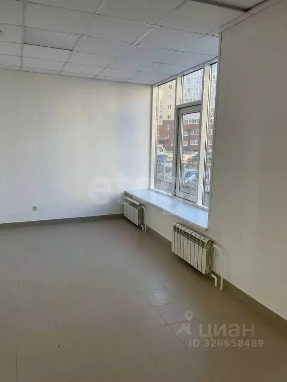 Помещение свободного назначения в Тюменская область, Тюмень ул. ... - Фото 1