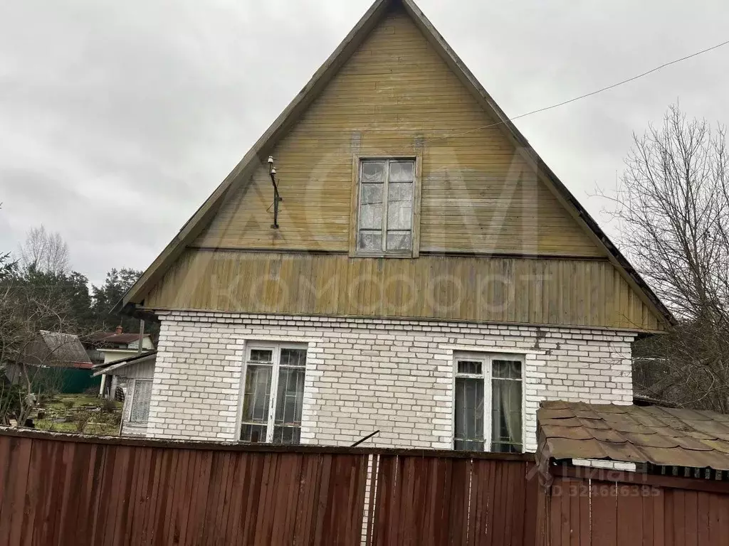 Дом в Ленинградская область, Приозерское городское поселение, Заречный ... - Фото 2