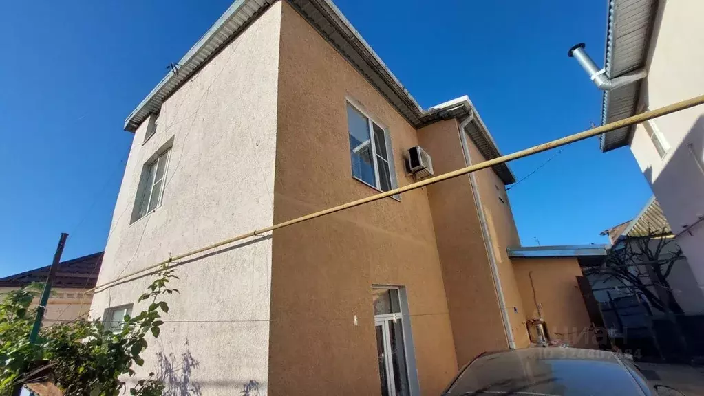 Дом в Краснодарский край, Темрюк ул. Горького (143 м) - Фото 1