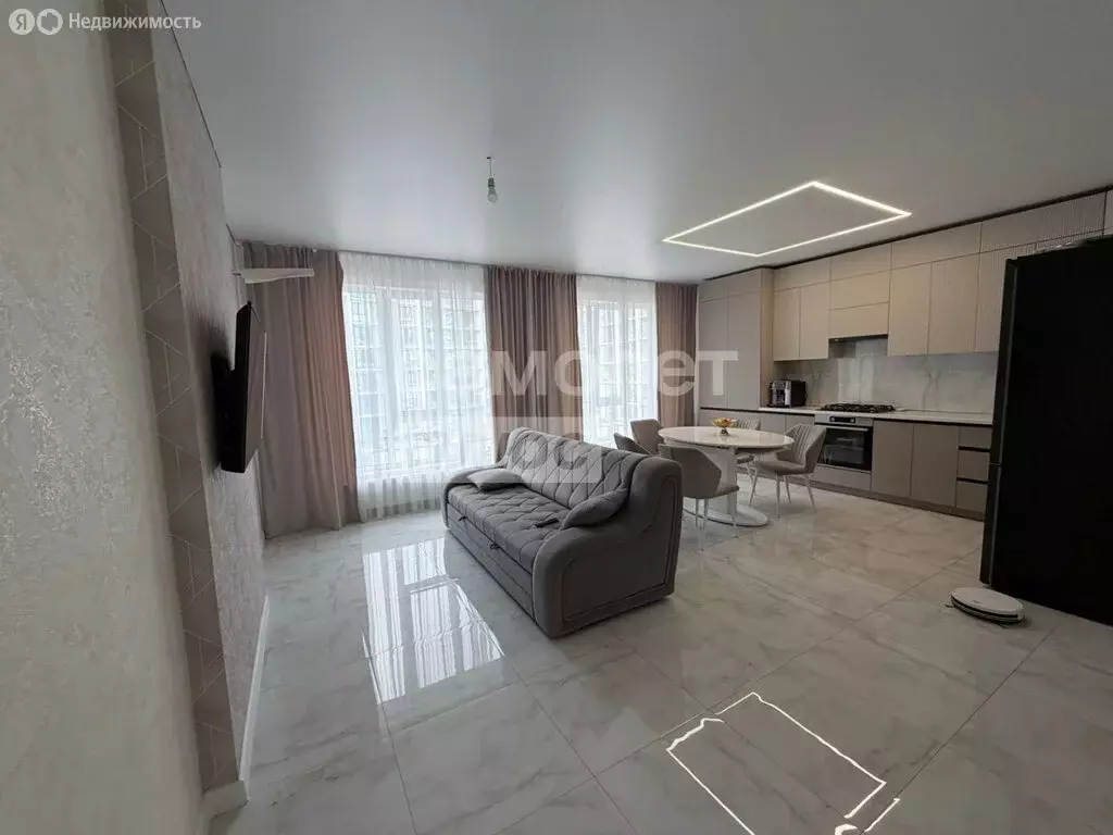 3-комнатная квартира: Нальчик, улица Тлостанова, 32 (96 м) - Фото 1