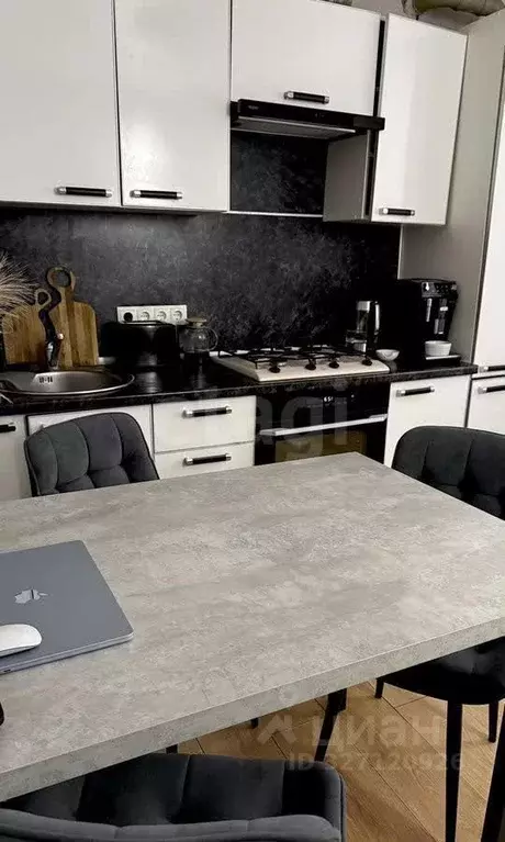 2-к кв. Калужская область, Калуга ул. Полесская, 37 (50.0 м) - Фото 1